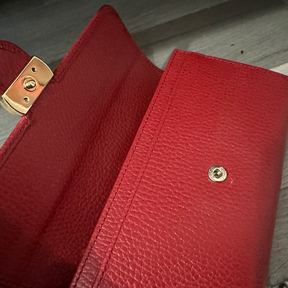 Gucci Red Icon Leather Wallet - Picture 2 of 7